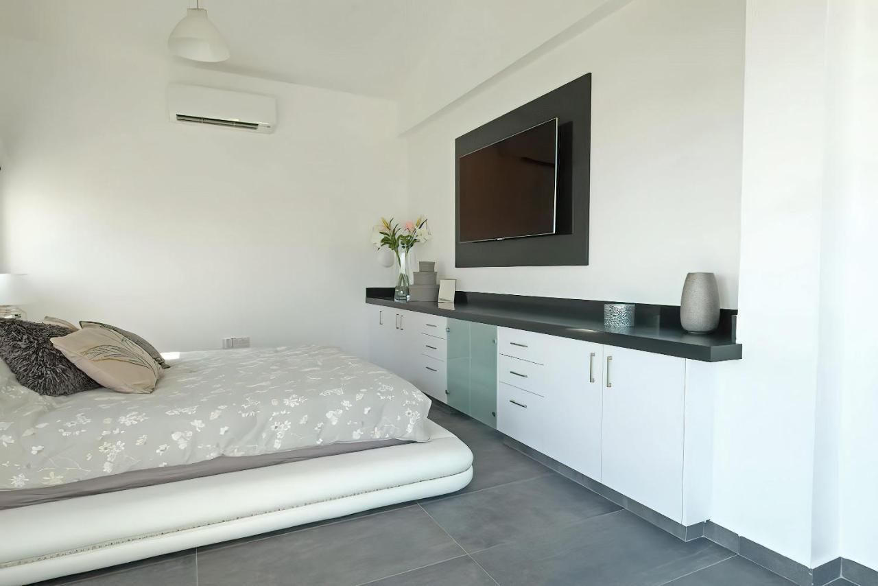 Villa Prasino Coral Bay Bagian luar foto