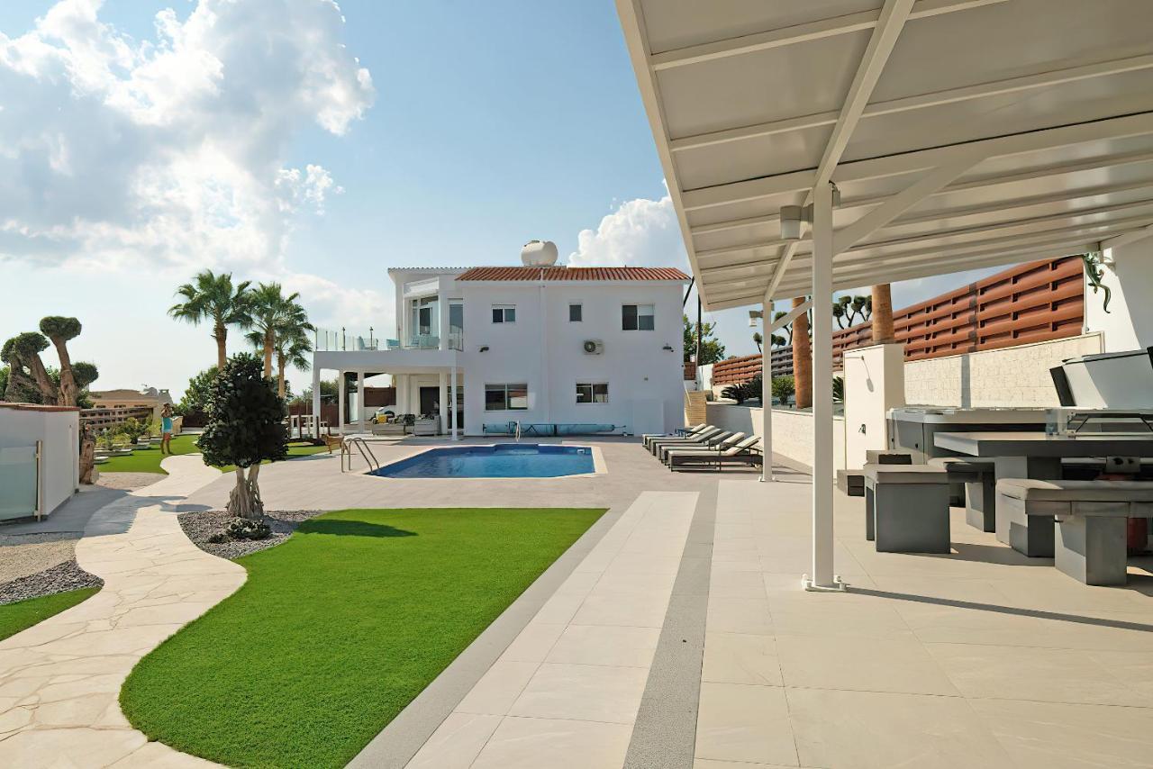 Villa Prasino Coral Bay Bagian luar foto