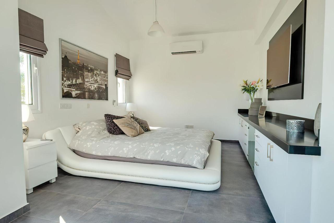 Villa Prasino Coral Bay Bagian luar foto